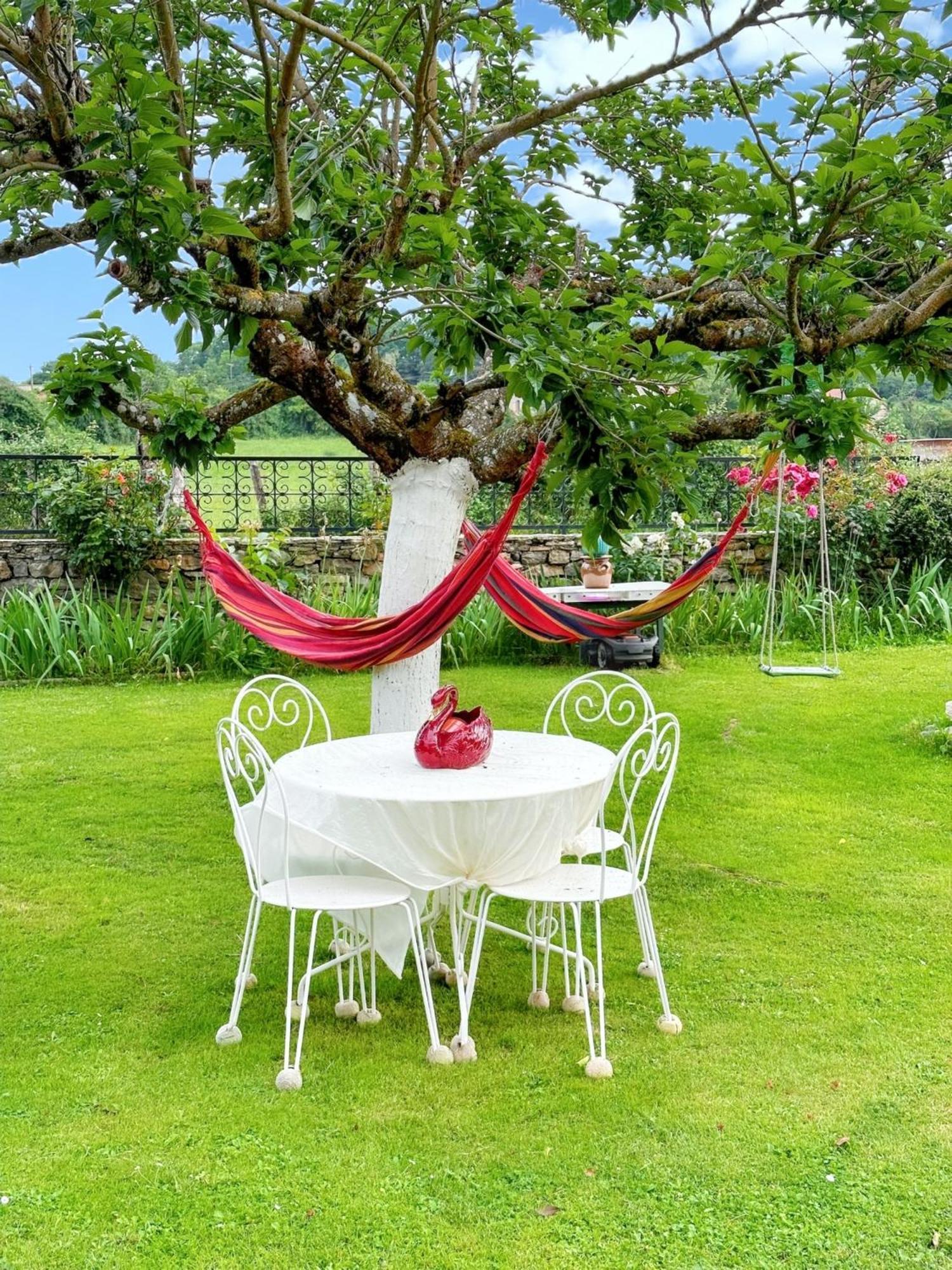 A Avec Jardin Et Terrasse 110 M² * Toulonjac